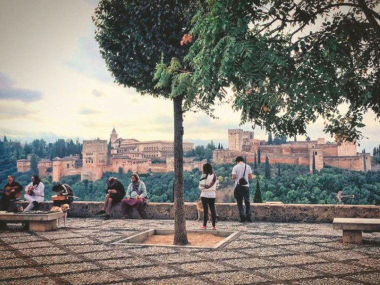 from-costa-del-sol-granada-day-trip-free-time-5h