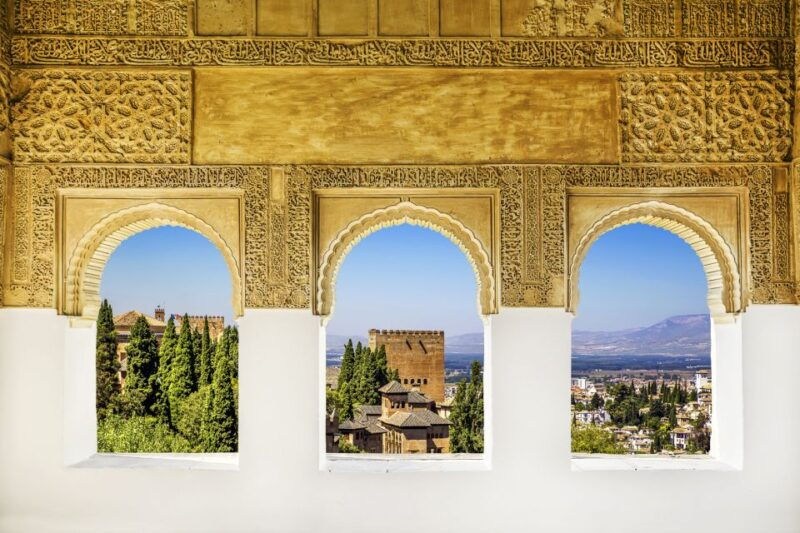 from-costa-del-sol-or-malaga-granada-and-alhambra-tour