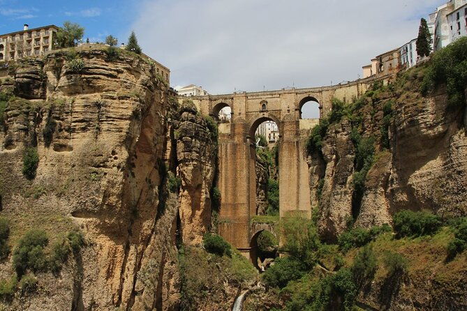 from-costa-del-sol-ronda-and-setenil-de-las-bodegas-2