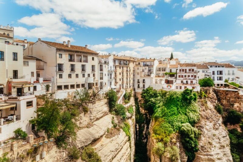 from-costa-del-sol-ronda-and-setenil-de-las-bodegas-3