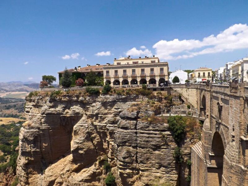 from-costa-del-sol-ronda-and-setenil-de-las-bodegas-3