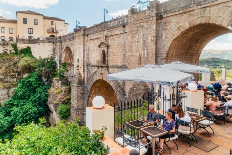from-costa-del-sol-ronda-and-setenil-de-las-bodegas-3
