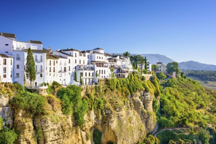from-costa-del-sol-ronda-and-setenil-de-las-bodegas-3