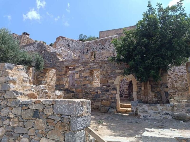 From Crete: Spinalonga Guided tour & Lunch in Local Tavern - Who Should Consider This Tour?