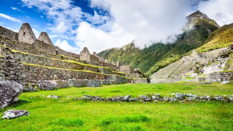 from-cusco-6-day-tour-machu-picchu-puno-and-lake-titicaca