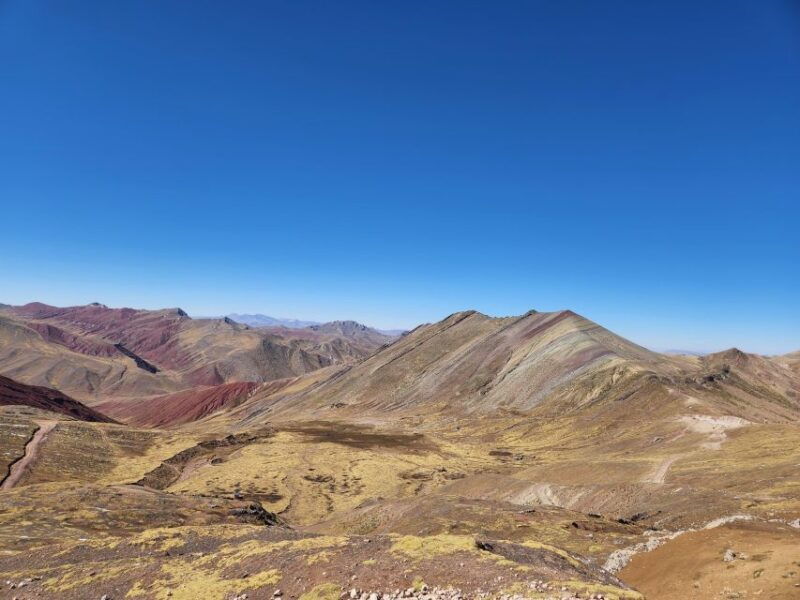 from-cusco-day-tour-to-palcoyo-rainbow-mountain-2