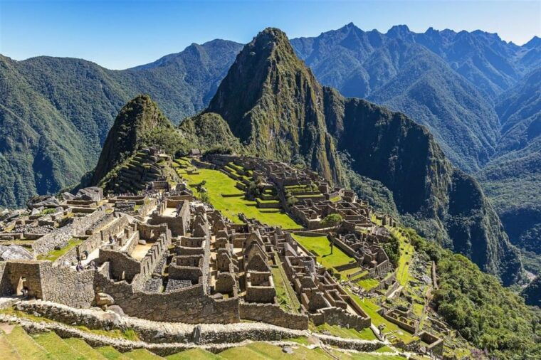 from-cusco-machu-picchu-and-rainbow-mountain-2-day-tour