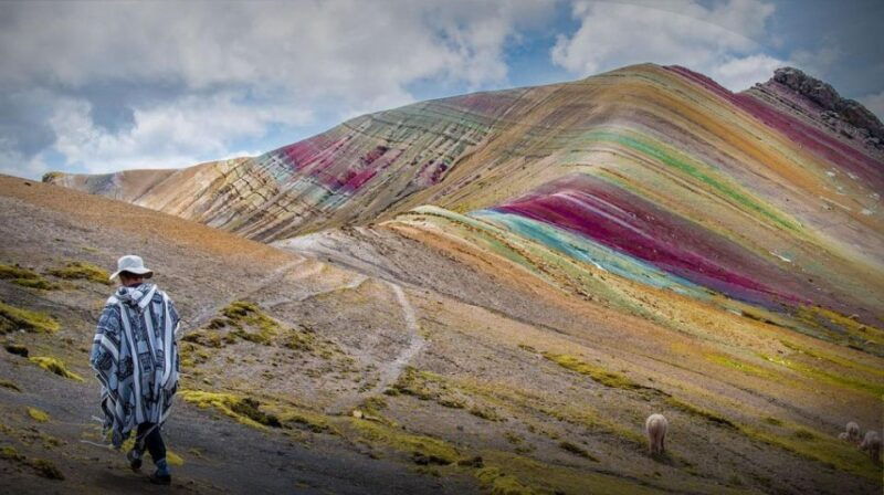 from-cusco-palcoyo-mountain-trekking-full-day