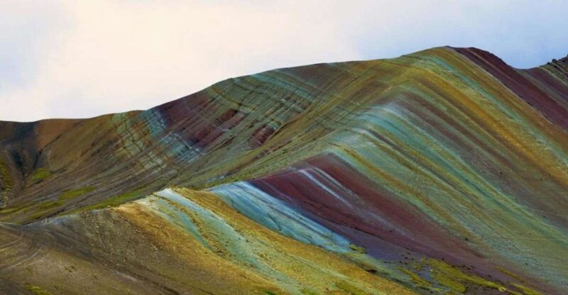 from-cusco-palcoyo-mountain-trekking-full-day