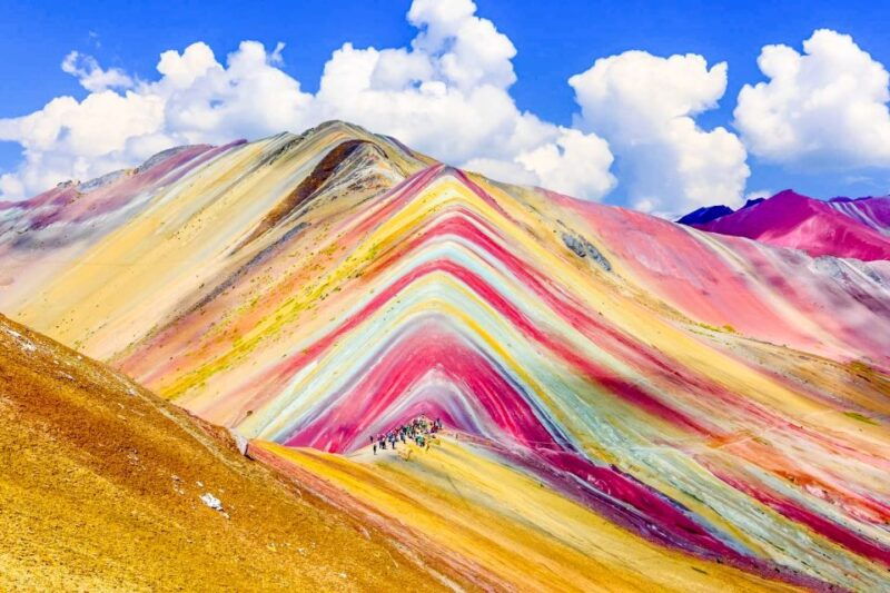from-cusco-rainbow-mountain-full-day-trek-with-meals-2