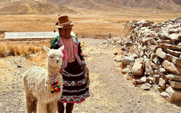 from-cusco-titicaca-lake-with-the-route-of-the-sun-in-2-day