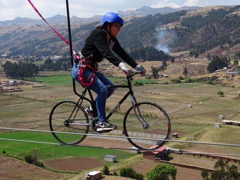 from-cuzco-flying-bike-tour-800m-fly-and-piuray-lake