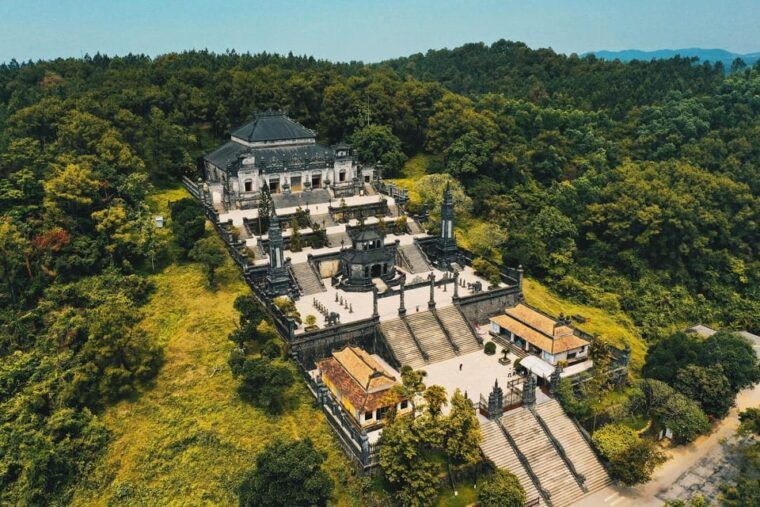 from-da-nang-discover-hue-city