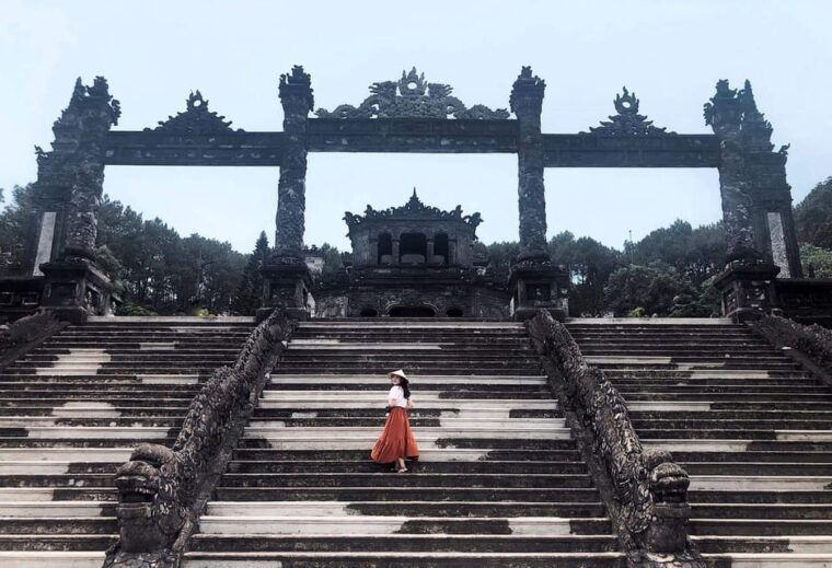 from-da-nang-discover-hue-city