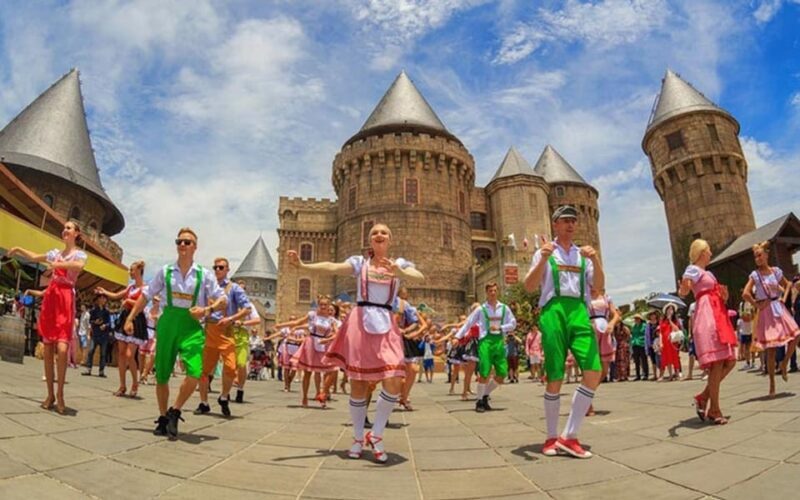 From Da Nang: Golden Bridge - Ba Na hills 1 day tour - FAQs