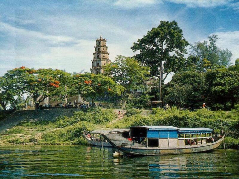 from-da-nang-hoi-an-hue-city-day-trip-guided-tour