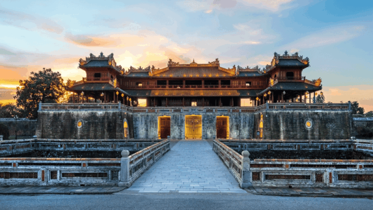 from-da-nang-hoi-an-hue-city-day-trip-guided-tour