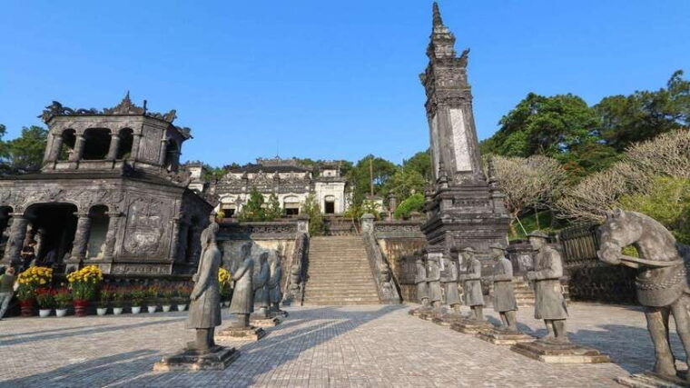 from-da-nang-hue-city-explore-full-day-tour-with-lunch