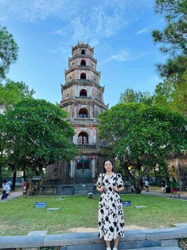 from-da-nang-hue-imperial-city-and-khai-dinh-tomb-day-trip