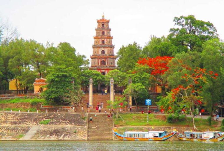 from-da-nang-hue-imperial-city-full-day-tour