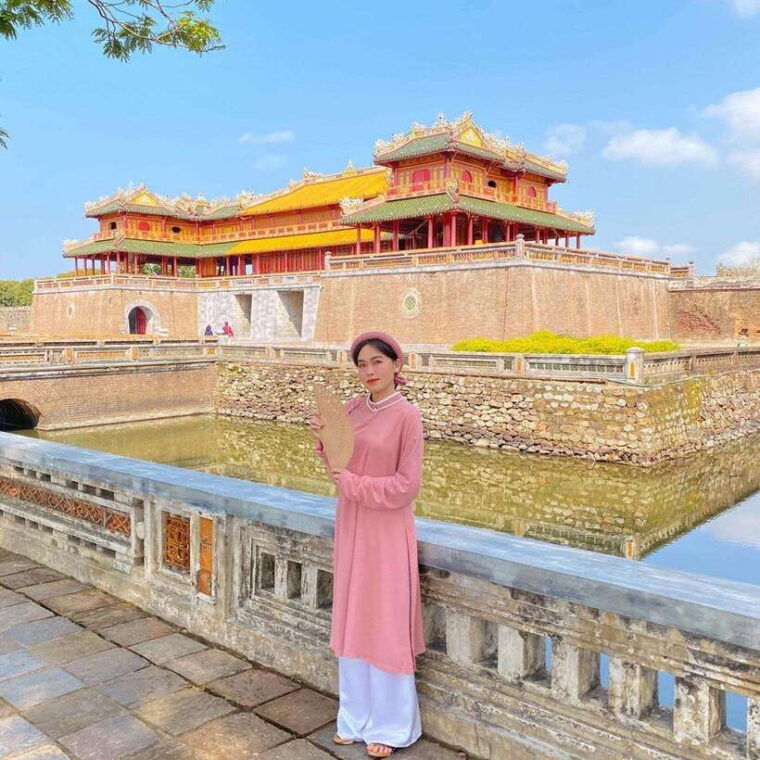 from-da-nang-hue-imperial-city-private-tour-with-lunch