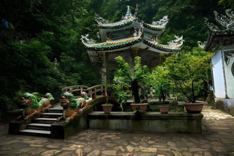 from-da-nang-linh-ung-pagoda-marble-mountain-hoi-an-ancient