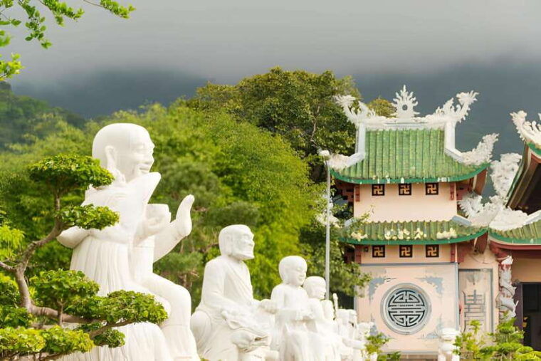 from-da-nang-linh-ung-pagoda-marble-mountain-hoi-an-ancient
