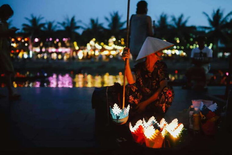 from-danang-coconut-jungle-hoi-an-city-lantern-release