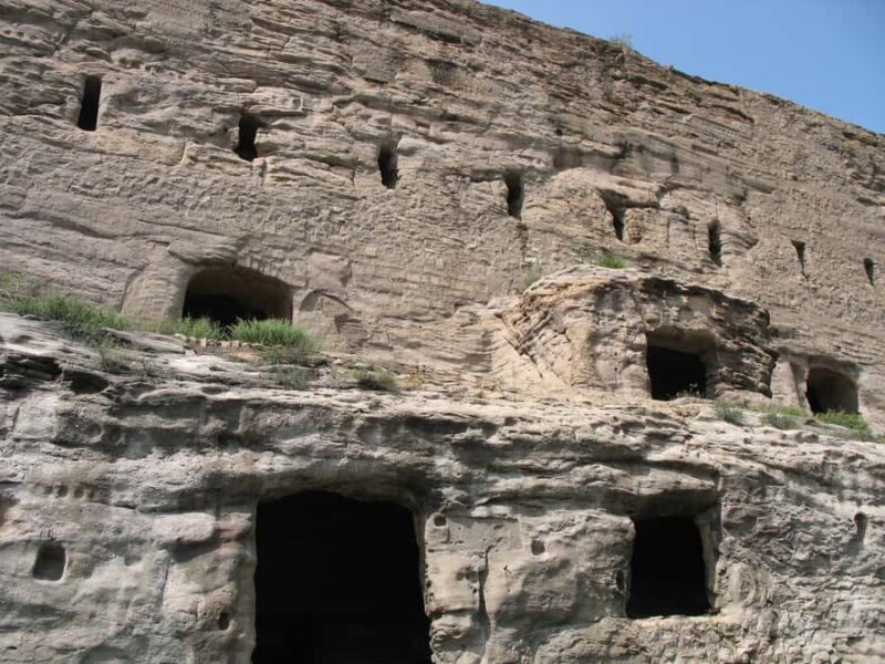 From Datong: Yungang Grottoes and Hanging Temple 2-Day Tour - Day 2: The Hanging Temple and Yinxian Wooden Pagoda