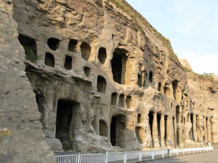 from-datong-yungang-grottoes-and-hanging-temple-day-tour