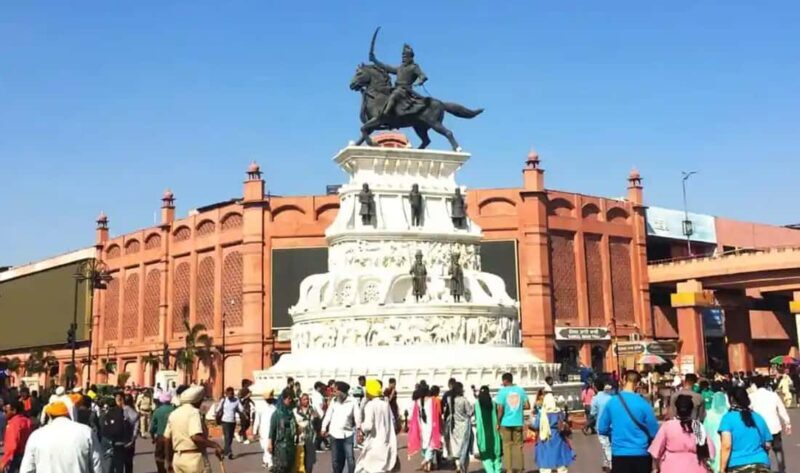 From Delhi: 3-Day Amritsar Tour with Private Car & Hotel - Exploring the 3-Day From Delhi: Amritsar Tour with Private Car & Hotel