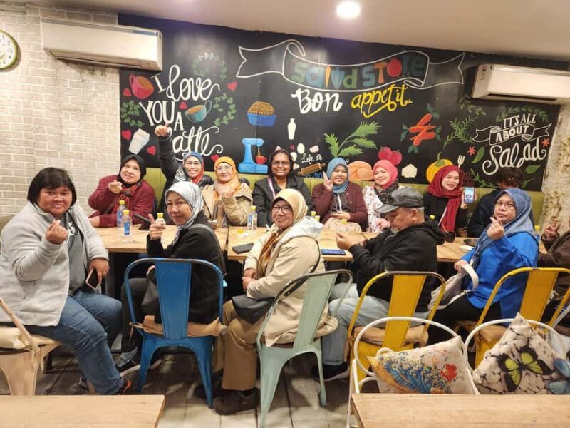 From Delhi: 5* Hotel Meal & Taj Mahal Sunrise Trip by Car - Return to Delhi