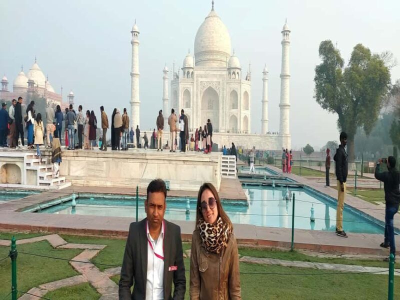 From Delhi: Agra Overnight Tour By Car with accommodation - What Makes This Tour a Good Choice?
