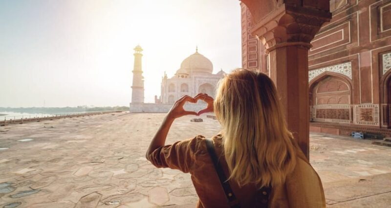 From Delhi/Agra: Taj Mahal Tour with Rental Saree Experience - Key Points