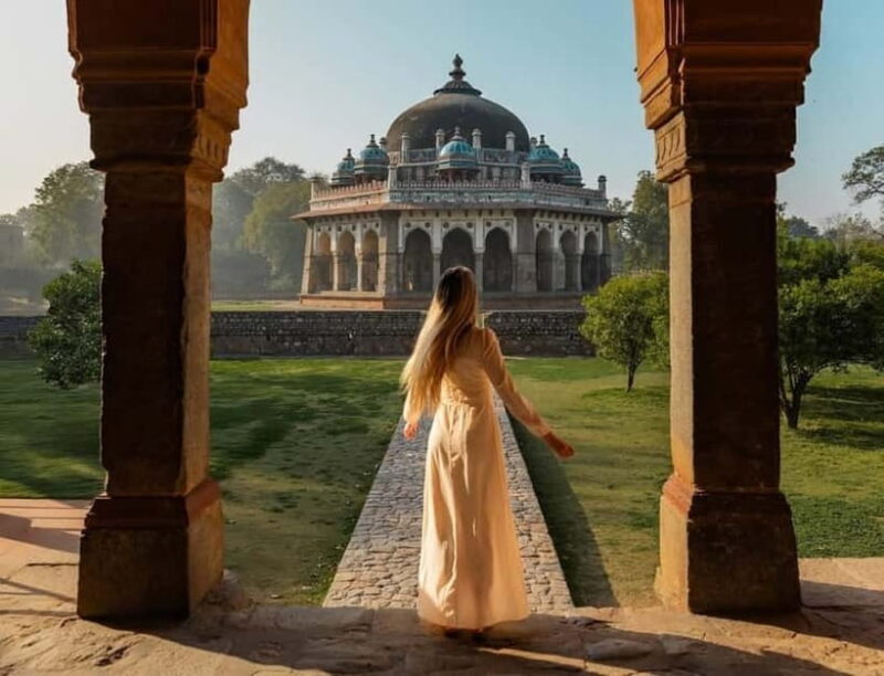 From Delhi Airport: Explore Delhi on a Guided Layover Tour - Key Points