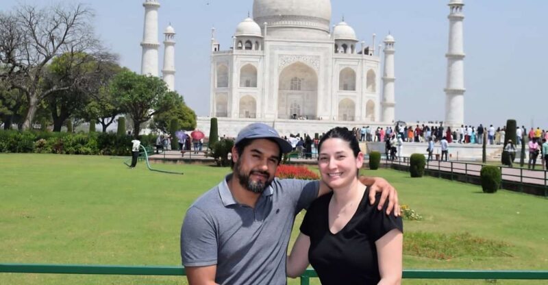 From Delhi: All-Inclusive Taj Mahal Day Tour with transfers - The Itinerary Breakdown