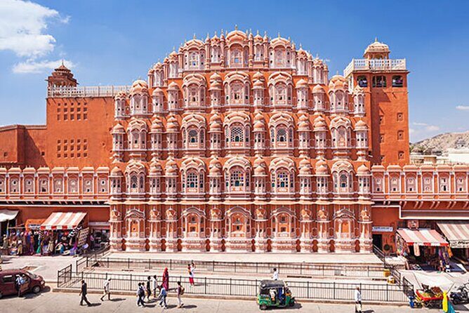 From Delhi: Jaipur city Tour with Monkey Temple by Car - The Heart of Jaipur: City Palace and Hawa Mahal