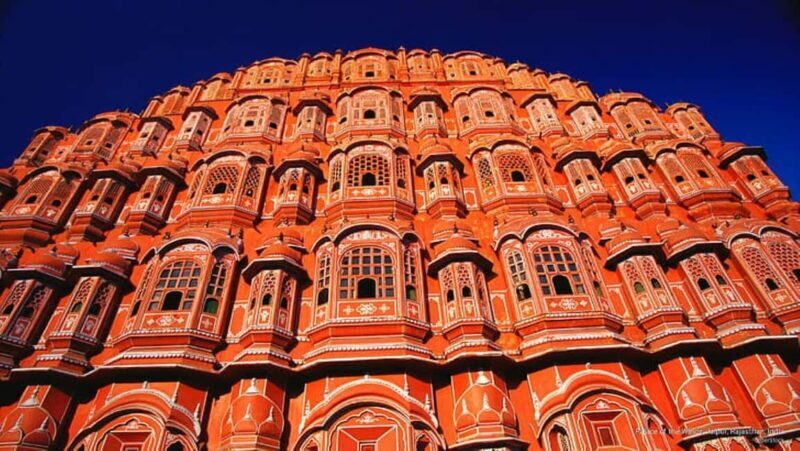 From Delhi: Jaipur Day Trip with Amber Fort & City Palace - Exploring the Itinerary in Detail