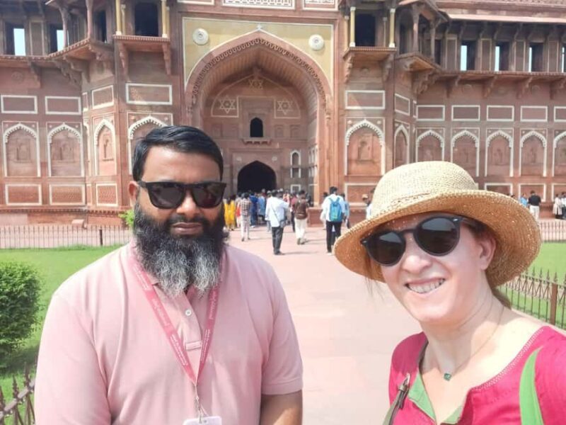 From Delhi: Overnight Agra/Taj Mahal Tour & Fatehpur Sikri - Overall Value and Experience