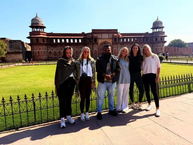 From Delhi: Private Agra & Taj Mahal Tour with 5 * Lunch - The Sum Up