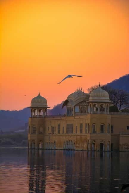 From Delhi: Private Jaipur Highlights Day Trip with Transfer - An In-Depth Look at the Itinerary
