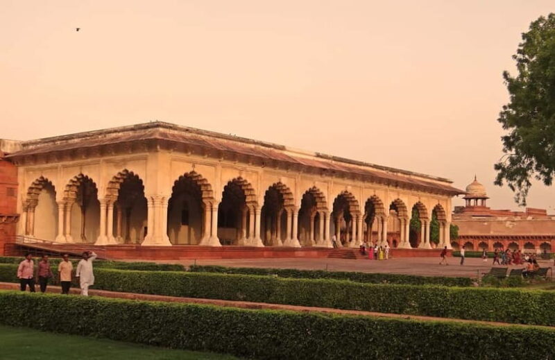 From Delhi: Private Taj Mahal Agra & Fatehpur Sikri Day Tour - FAQ