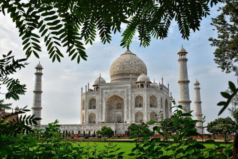 From Delhi: Private Taj Mahal & Agra Tour with 5* Lunch - Authentic Experiences and Additional Insights