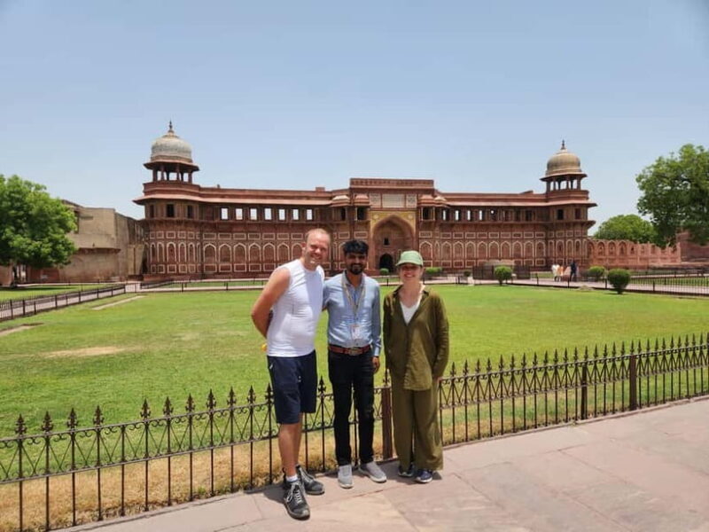 From Delhi: Private Taj Mahal & Agra Tour with 5* Lunch - A Deep Dive into the Experience