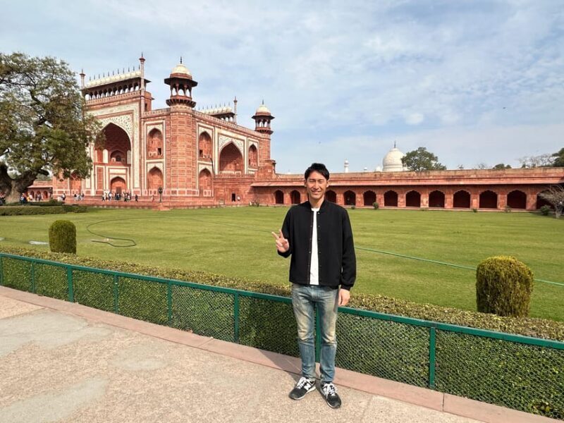 From Delhi: Private Taj mahal and Agra Fort with Car Tour - Delicious Mughlai Lunch: A Flavourful Break