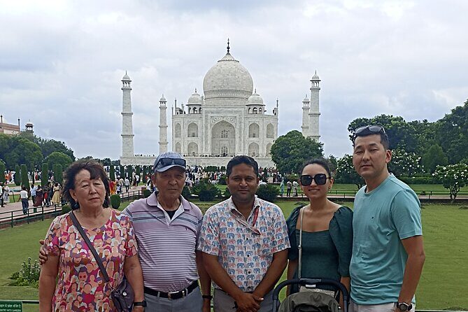 From Delhi Same Day Agra & Fatehpur Sikri Tour by Car - FAQs