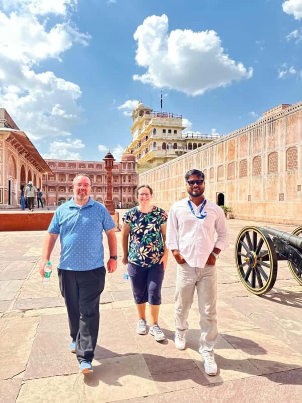 From Delhi: Same Day Group Tour to Jaipur with Transfers - Breaking Down the Itinerary: What You Can Expect