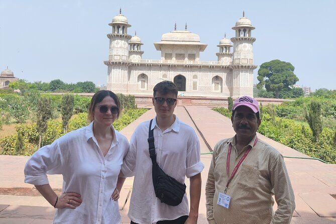 From Delhi: Same Day Taj Mahal, Agra Tour By Car with Option - Who Should Consider This Tour?