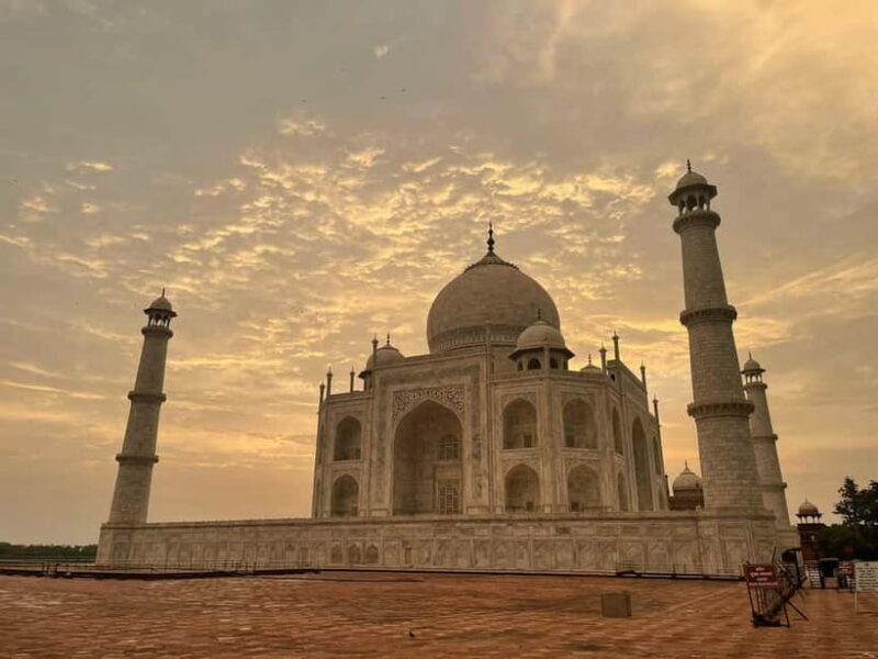 From Delhi: Sunrise Taj Mahal & Agra Tour by Private Car - Who Will Love This Tour?