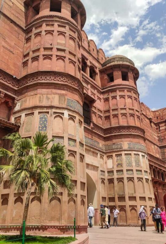 From Delhi: Sunrise Taj Mahal Agra Tour with Car & Guide - A Detailed Look at the Sunrise Taj Mahal Tour